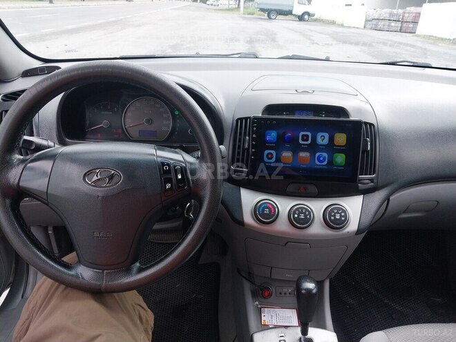 Hyundai Avante-13