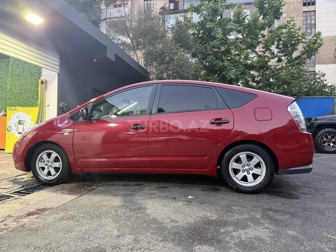 Toyota Prius-3