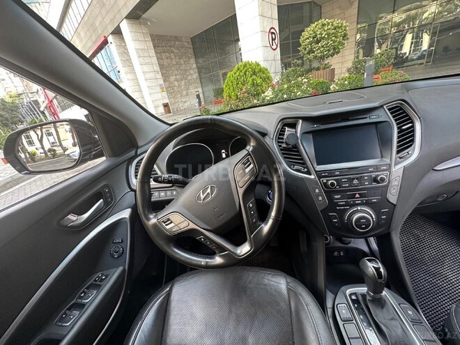 Hyundai Santa Fe-14