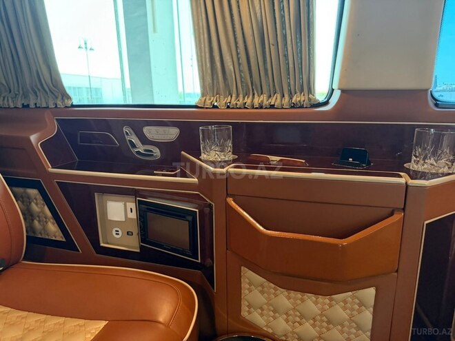 Mercedes V 250-9