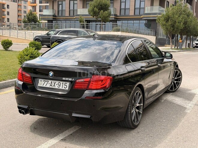 BMW 528-12