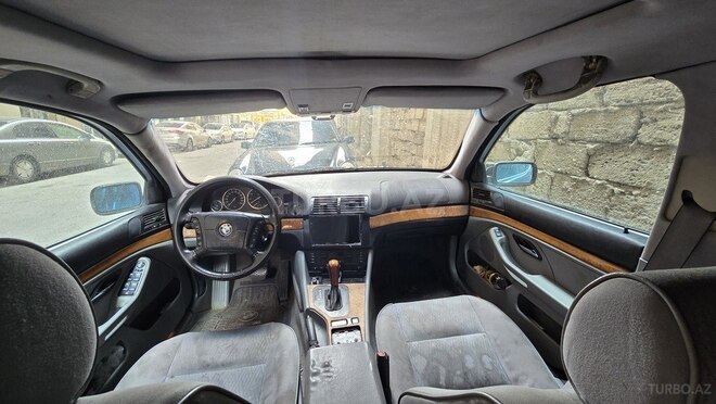 BMW 520-7