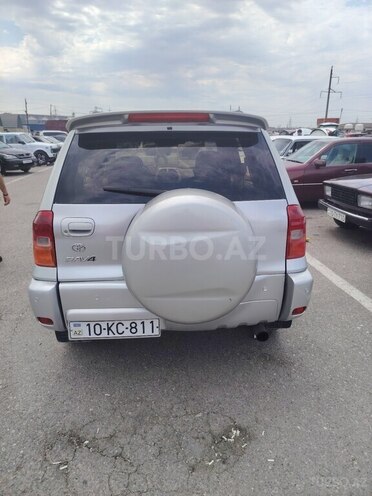 Toyota RAV4-7