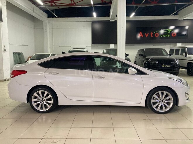 Hyundai i40-5