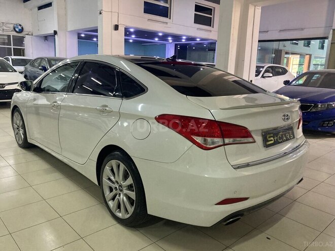 Hyundai i40-8