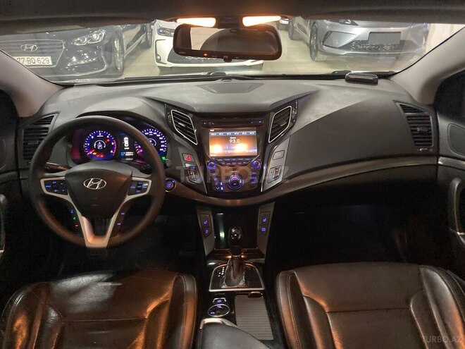 Hyundai i40-14