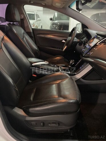 Hyundai i40-13