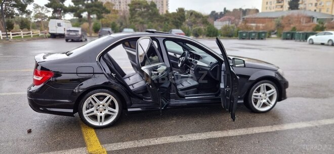 Mercedes C 250-11