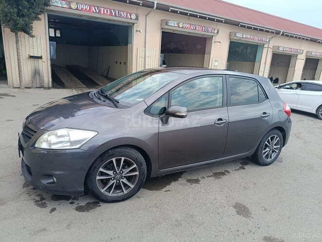 Toyota Auris-6