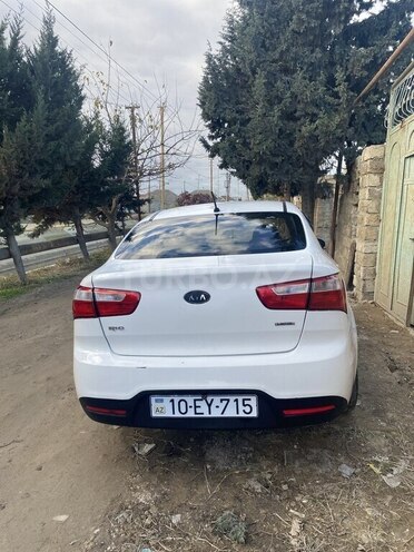 Kia Rio-3