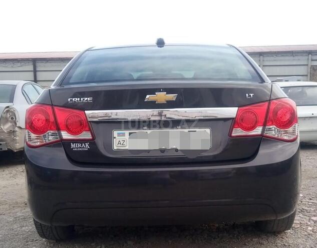 Chevrolet Cruze-2