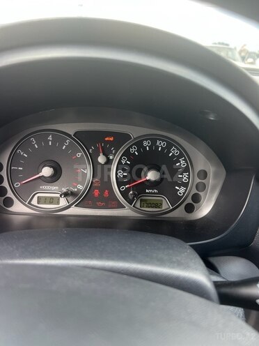 Kia Picanto-4