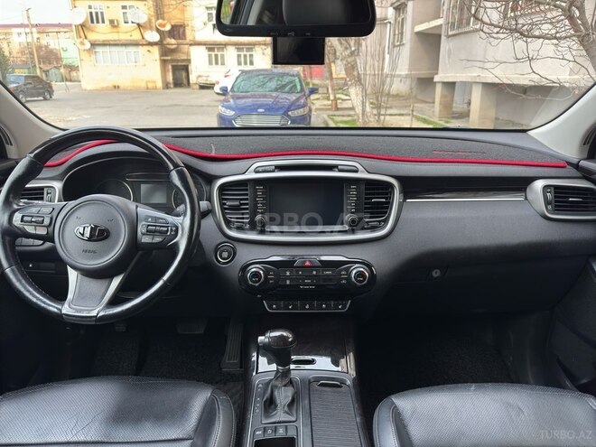 Kia Sorento-10