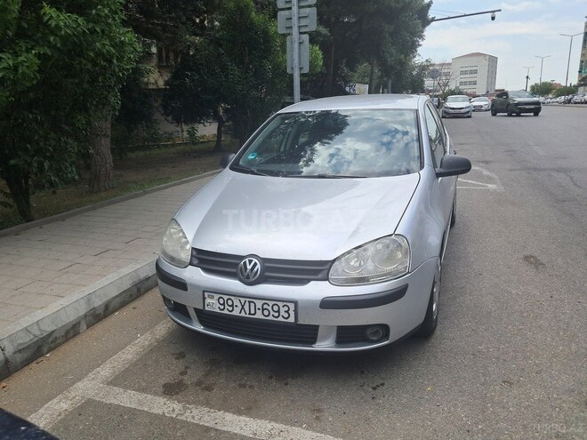 Volkswagen Golf-1