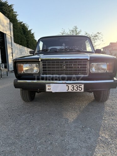 LADA (VAZ) 2107-1