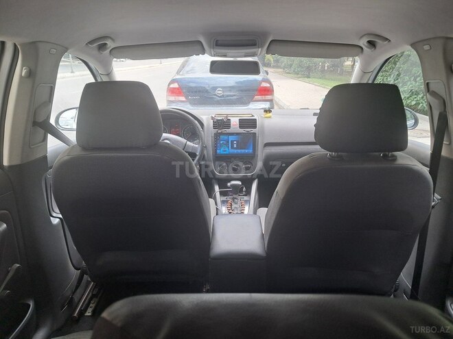 Volkswagen Golf-5