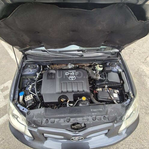 Toyota Corolla-4