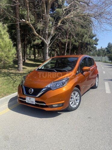 Nissan Note-5