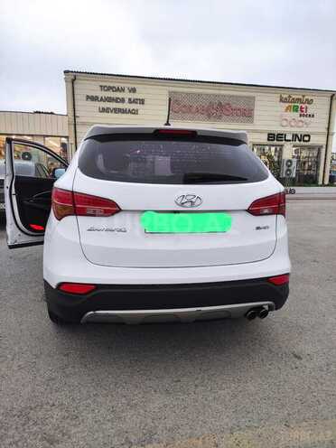 Hyundai Santa Fe-4