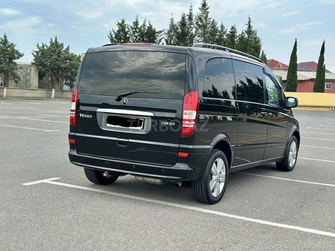 Mercedes Viano-10