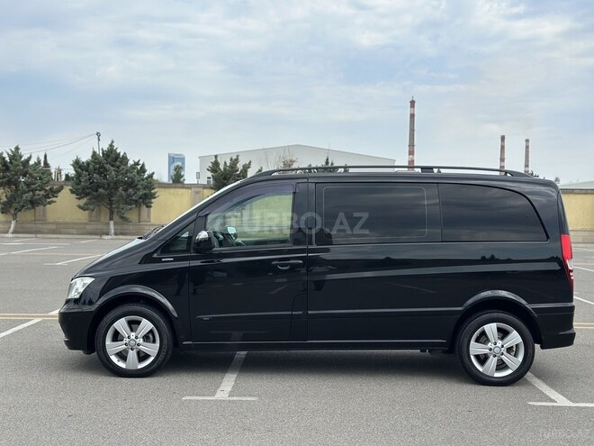Mercedes Viano-7