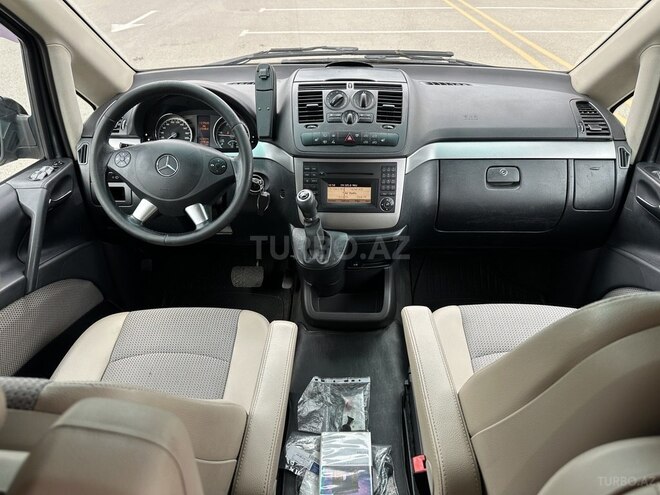 Mercedes Viano-19