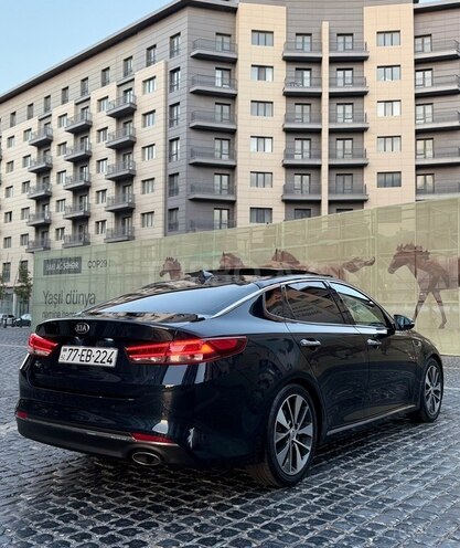 Kia K5-12