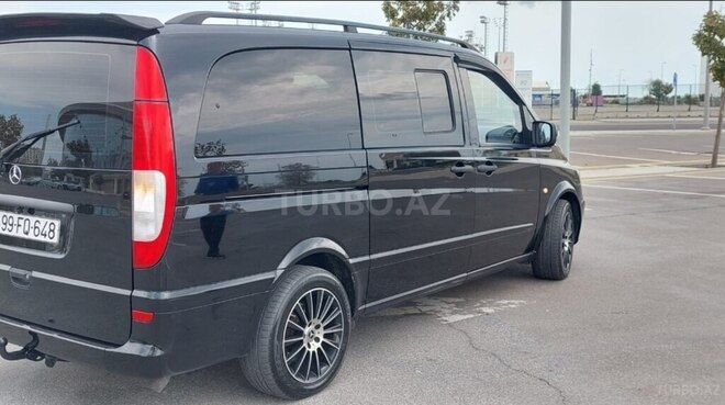 Mercedes Viano-4