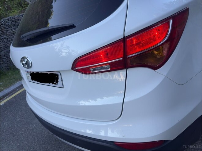 Hyundai Santa Fe-7