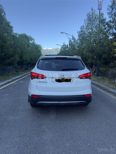 Hyundai Santa Fe-6