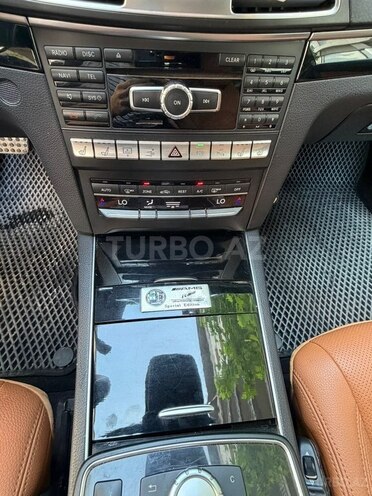 Mercedes E 400-12