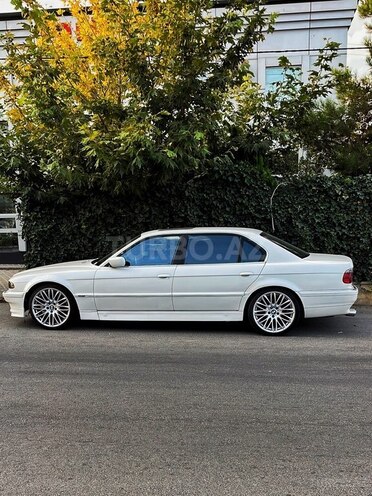 BMW 735-4