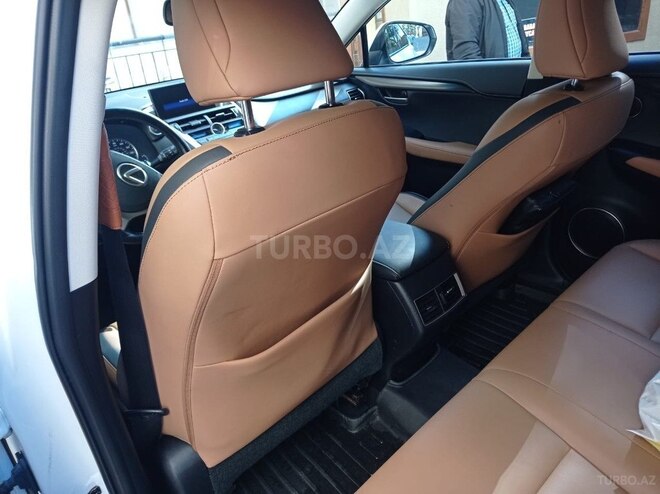 Lexus NX 200t-9