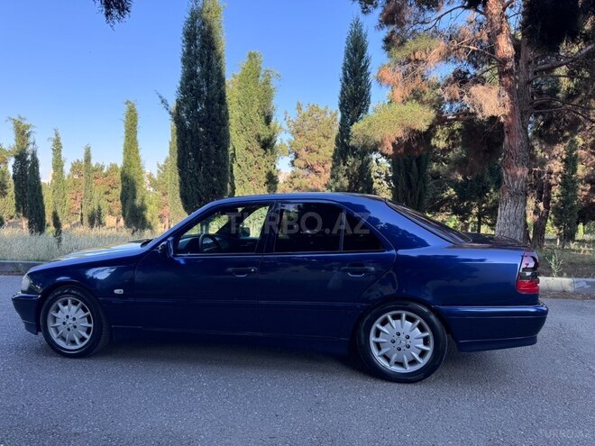 Mercedes C 180-4