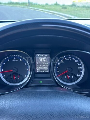 Hyundai Santa Fe-14