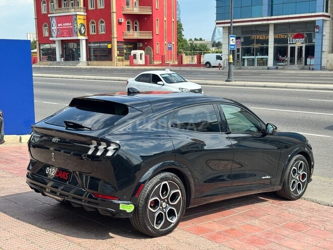 Ford Mustang Mach-E-7