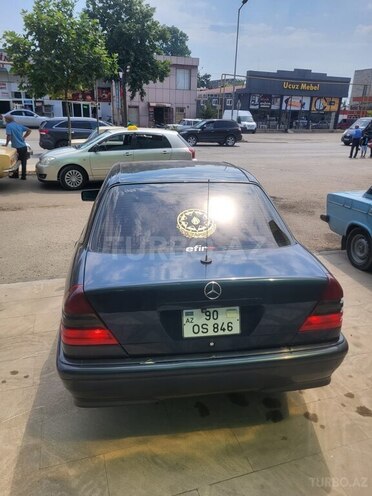 Mercedes C 200-6