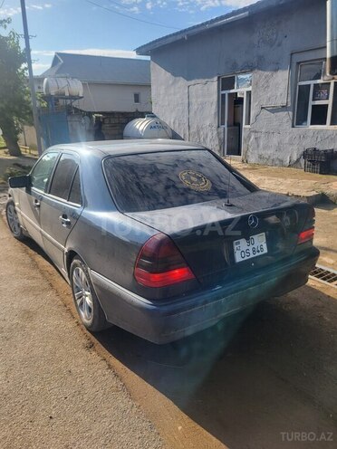 Mercedes C 200-9