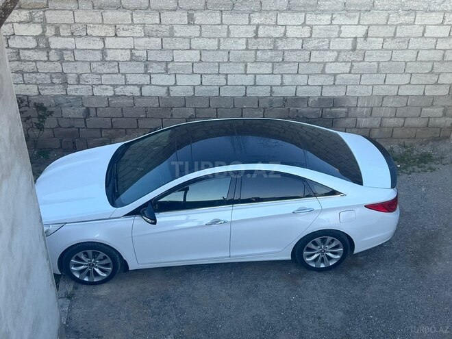 Hyundai Sonata-7