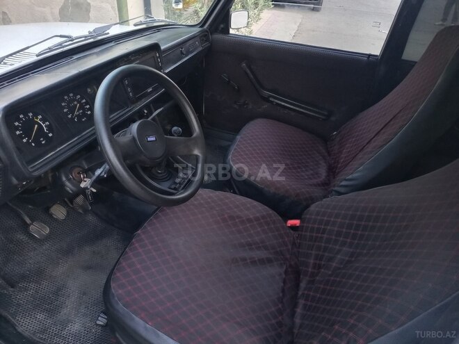 LADA (VAZ) 2107-9