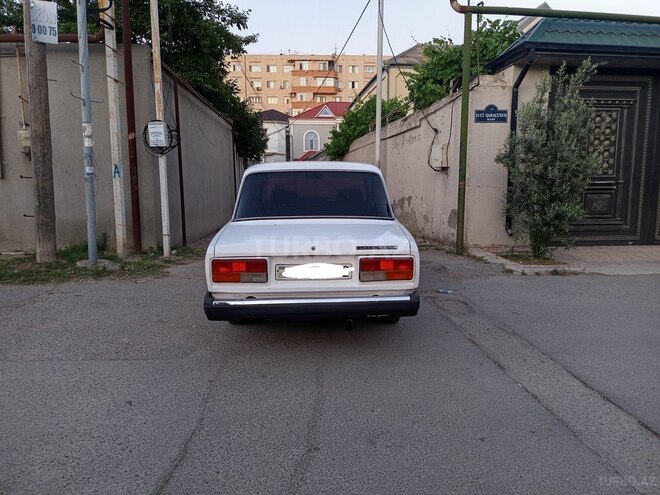 LADA (VAZ) 2107-5