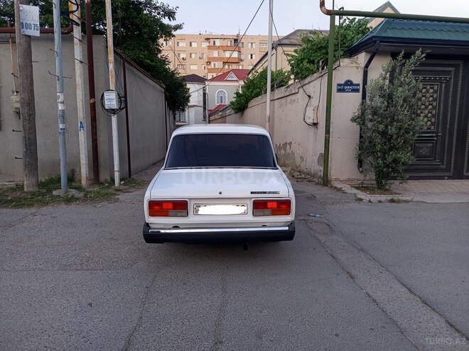 LADA (VAZ) 2107-4