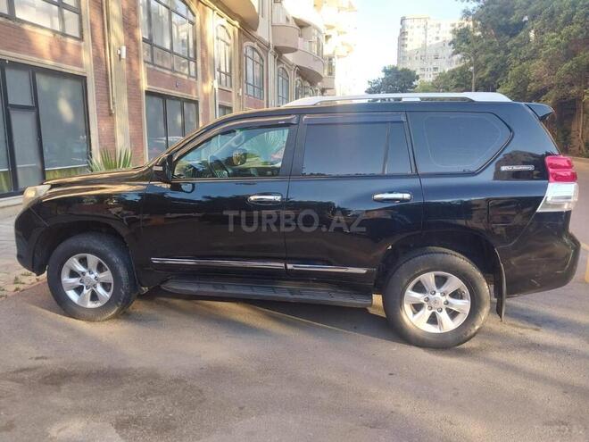 Toyota Land Cruiser Prado-5