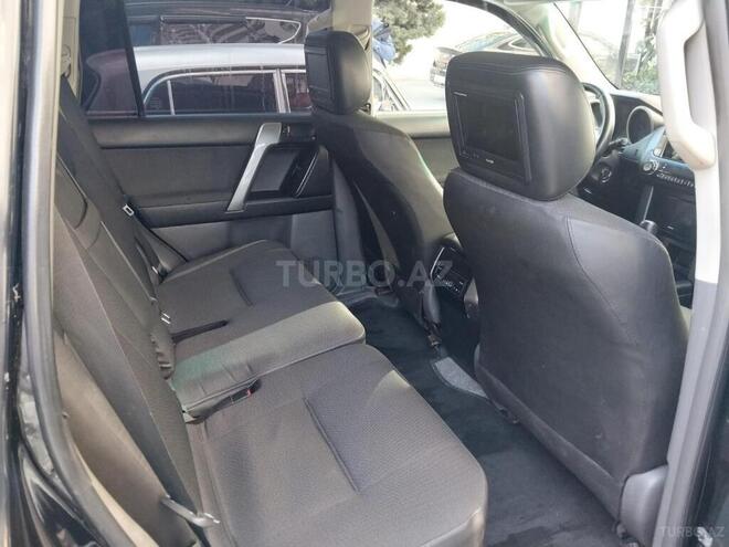 Toyota Land Cruiser Prado-13
