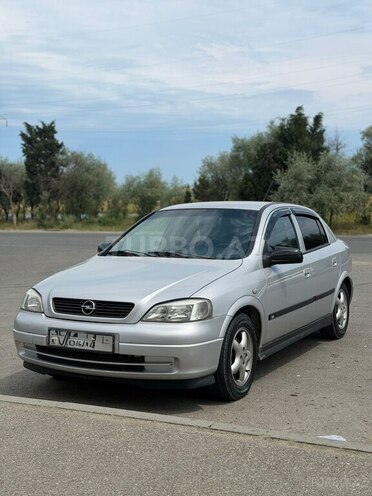 Opel Astra-1
