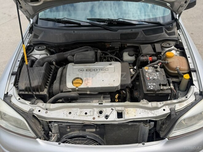 Opel Astra-10