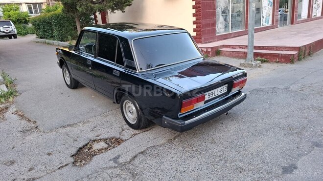 LADA (VAZ) 2107-2