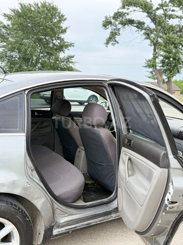 Volkswagen Passat-9