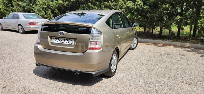 Toyota Prius-6