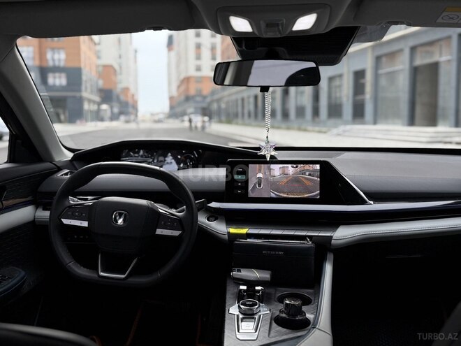 Changan Uni-V iDD-12